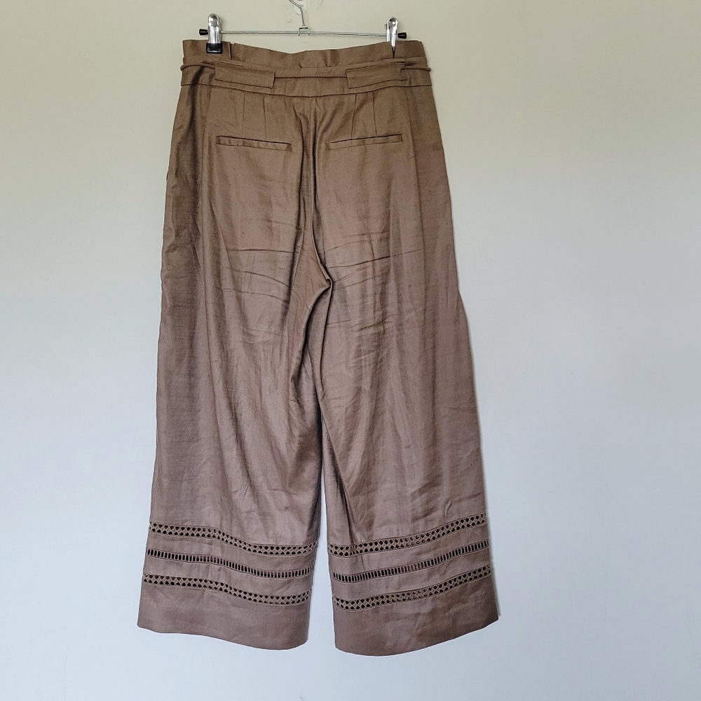 White House Black Market Tan Cropped Pants - Picture 7 of 11